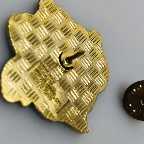 Vintage Tasmanian Devil Arizona AZ Souvenir Stick Back Pin 1997 Warner Bros. - Picture 3 of 10